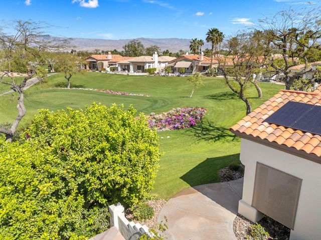 428 Tomahawk Drive, Palm Desert, CA 92211