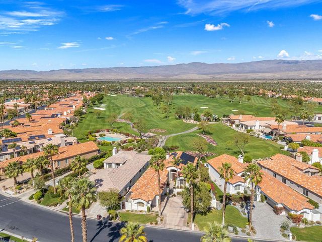 428 Tomahawk Drive, Palm Desert, CA 92211