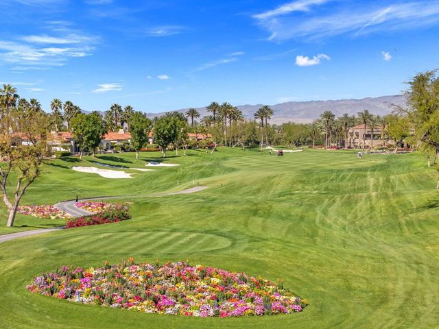 428 Tomahawk Drive, Palm Desert, CA 92211