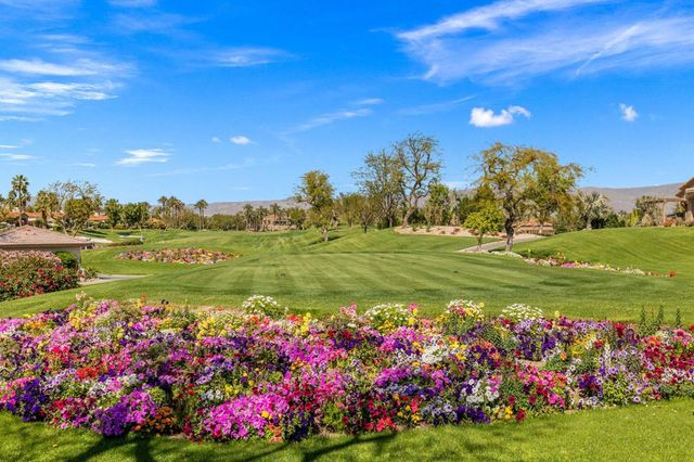 428 Tomahawk Drive, Palm Desert, CA 92211