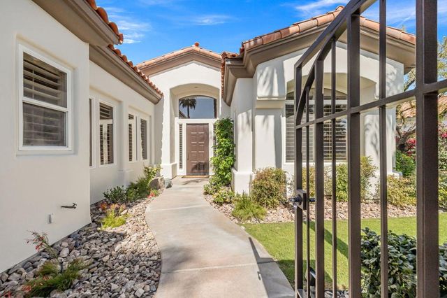 428 Tomahawk Drive, Palm Desert, CA 92211