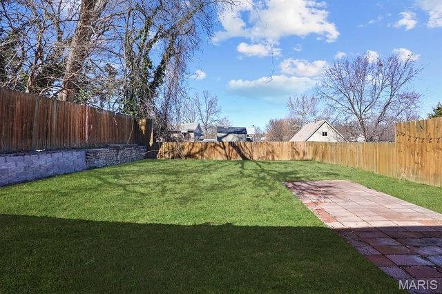 5311 Vine Avenue, Affton, MO 63123