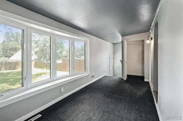 5311 Vine Avenue, Affton, MO 63123
