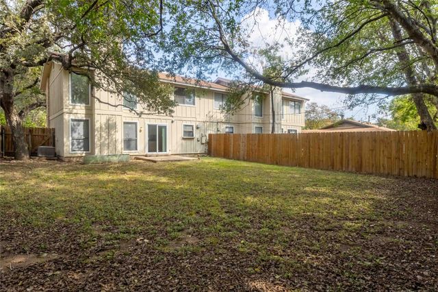 3901 Knollwood DR B, Austin, TX 78731