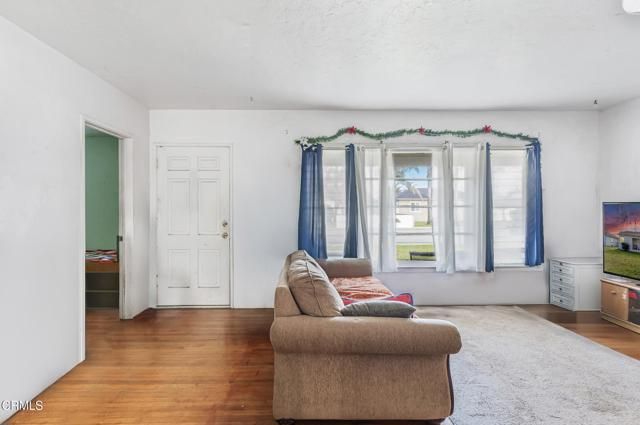 450 W Roderick Avenue, Oxnard, CA 93030