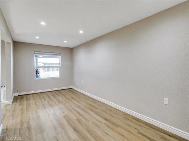 985 Dexter Street, Los Angeles, CA 90042