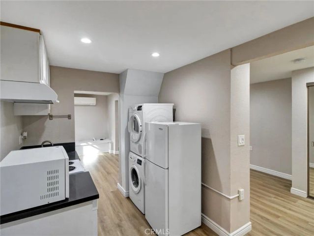 985 Dexter Street, Los Angeles, CA 90042