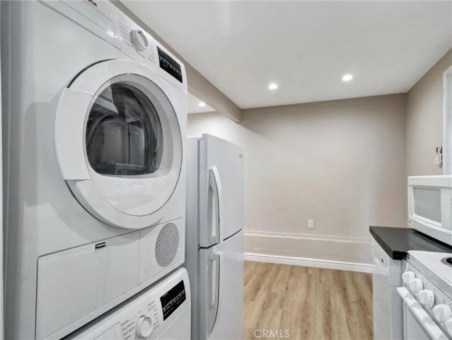 985 Dexter Street, Los Angeles, CA 90042