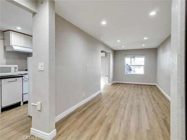 985 Dexter Street, Los Angeles, CA 90042