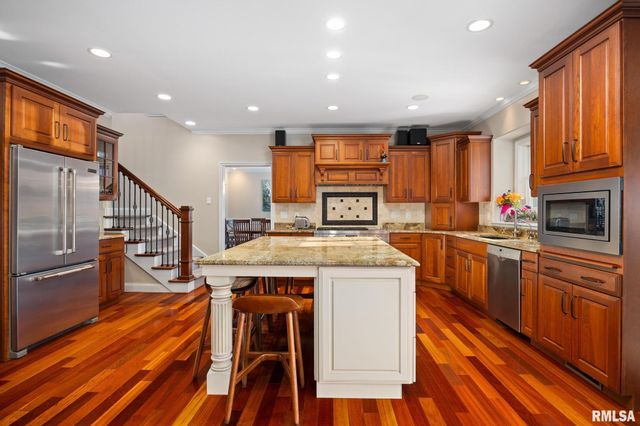 919 COPPERPOINT Drive, Dunlap, IL 61525