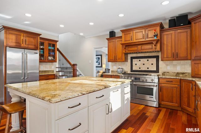 919 COPPERPOINT Drive, Dunlap, IL 61525