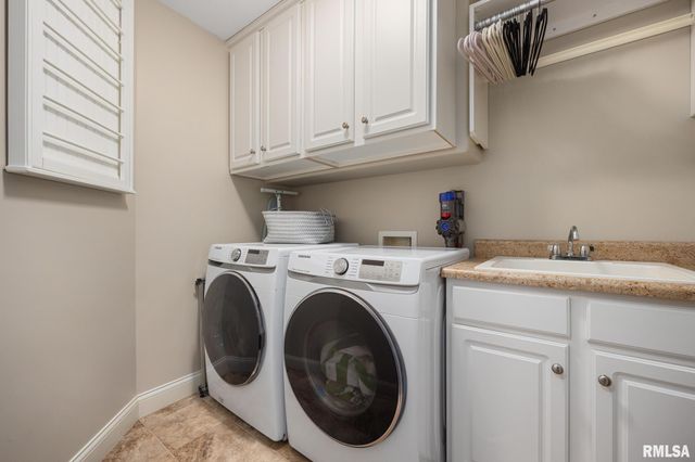 919 COPPERPOINT Drive, Dunlap, IL 61525