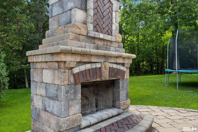 919 COPPERPOINT Drive, Dunlap, IL 61525