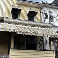 17 N ANTHRACITE ST, Shamokin, PA 17872