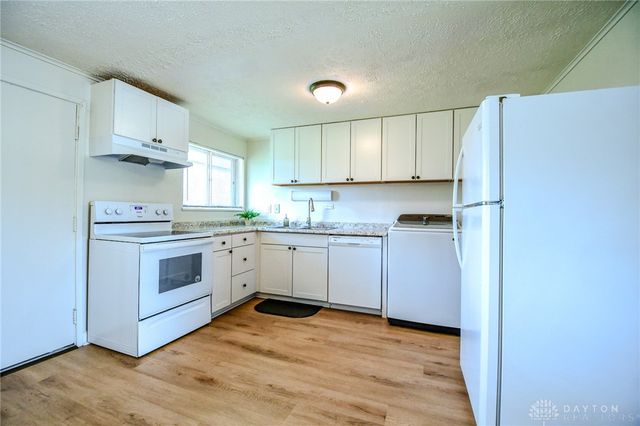 1770 Big Hill Road, Kettering, OH 45439