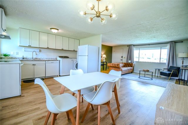 1770 Big Hill Road, Kettering, OH 45439