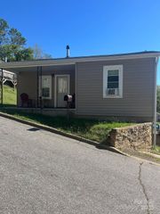 115 Winfield Street, Canton, NC 28716