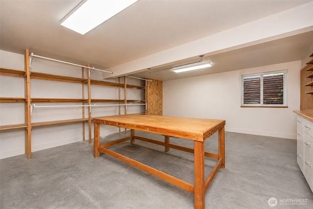 608 Reservoir Road, Sequim, WA 98382