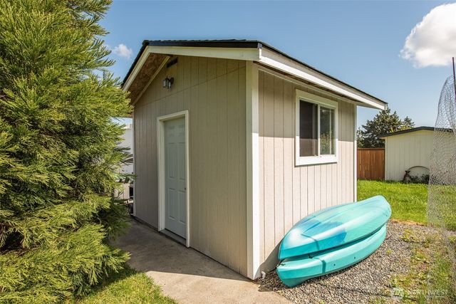 608 Reservoir Road, Sequim, WA 98382