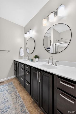 1006 Sweet River Drive, O'fallon, MO 63366