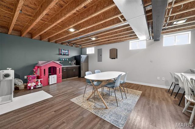 1006 Sweet River Drive, O'fallon, MO 63366