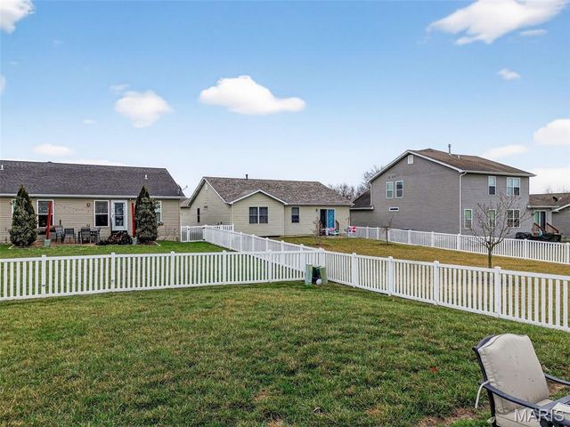 1006 Sweet River Drive, O'fallon, MO 63366