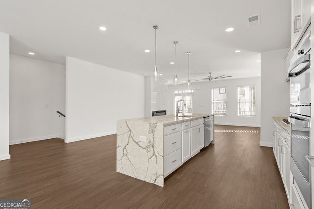 1096 Glen Opal Drive, Decatur, GA 30032