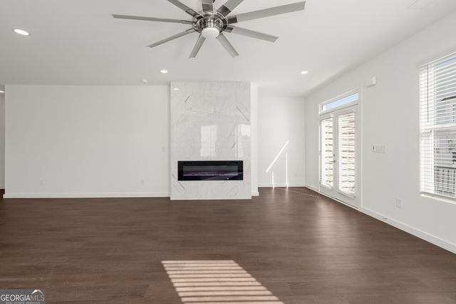 1096 Glen Opal Drive, Decatur, GA 30032