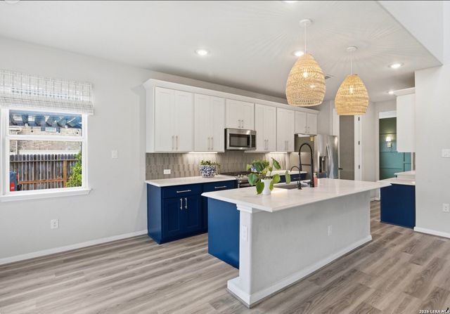 10051 Mulhouse Dr, Schertz, TX 78154