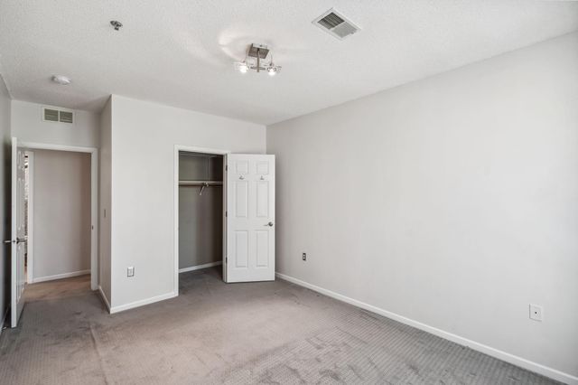 675 N 1st Street 407, Minneapolis, MN 55401