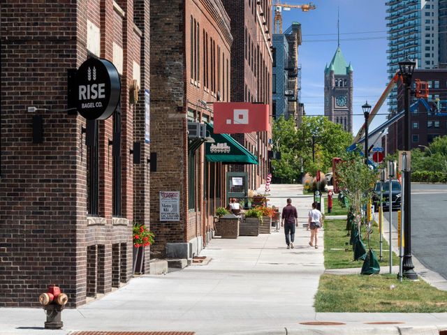 675 N 1st Street 407, Minneapolis, MN 55401