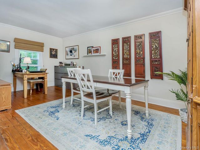 41 High Street, Locust Valley, NY 11560