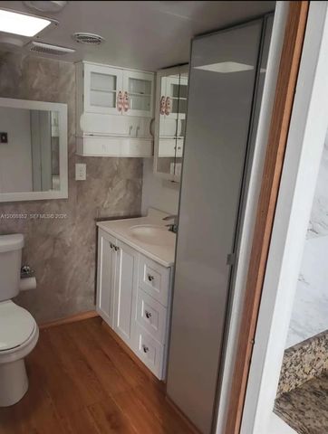 1085 NW 185th Ter RV, Miami Gardens, FL 33169