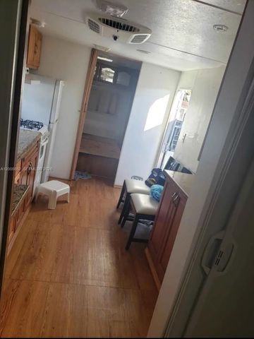 1085 NW 185th Ter RV, Miami Gardens, FL 33169