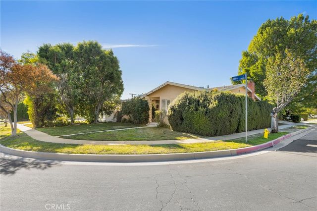 9813 Rhea, Northridge, CA 91324