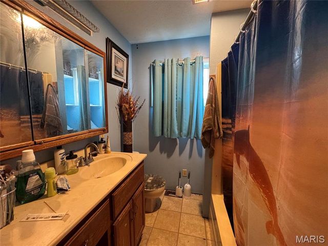 806 E 1st Street, Salem, MO 65560