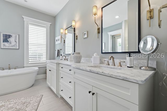 165 Farnsleigh Ave, Bluffton, SC 29910