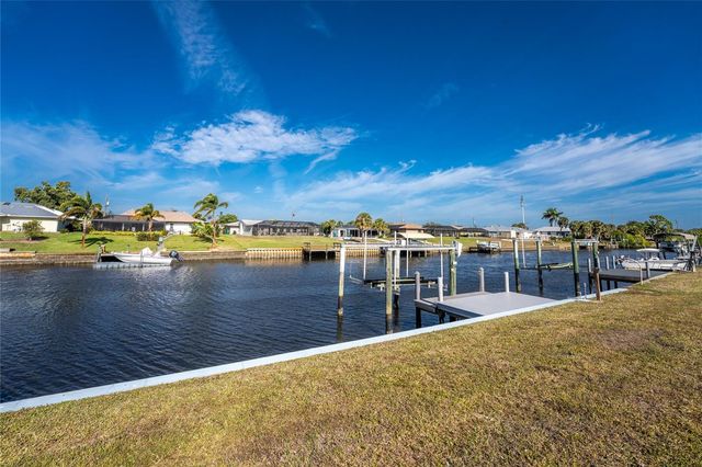 782 SPRING LAKE BOULEVARD NW, Port Charlotte, FL 33952