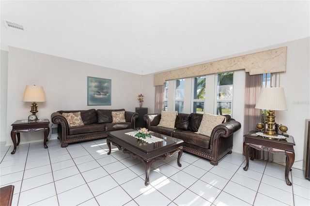 782 SPRING LAKE BOULEVARD NW, Port Charlotte, FL 33952