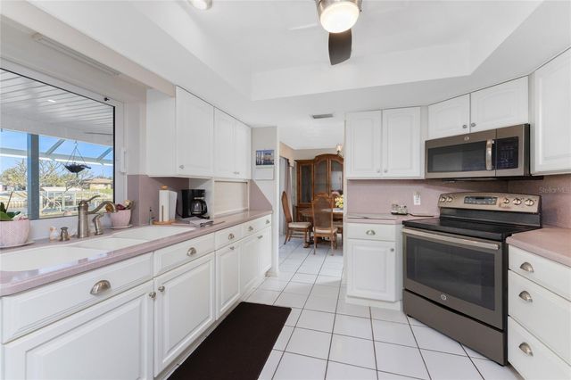 782 SPRING LAKE BOULEVARD NW, Port Charlotte, FL 33952