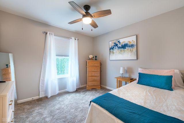 308 Fieldstone Drive, Woodstock, IL 60098