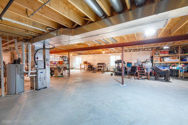 308 Fieldstone Drive, Woodstock, IL 60098