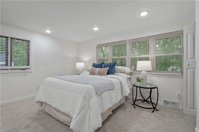 7840 Ash Street, Prairie Village, KS 66208