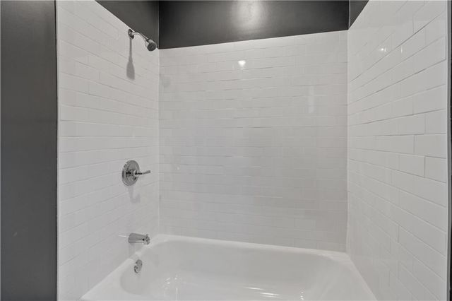 7840 Ash Street, Prairie Village, KS 66208