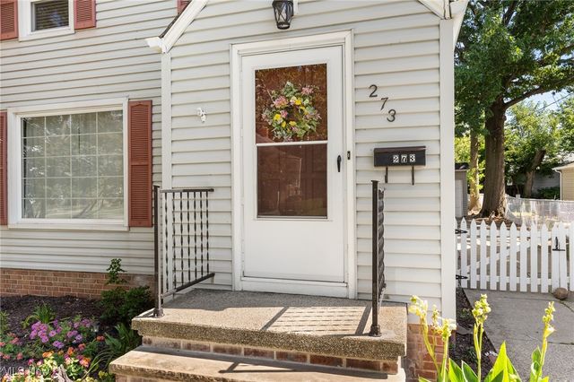 273 E 208th Street, Euclid, OH 44123