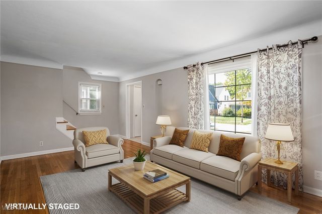 273 E 208th Street, Euclid, OH 44123