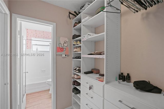200 76th St 56, Miami Beach, FL 33141