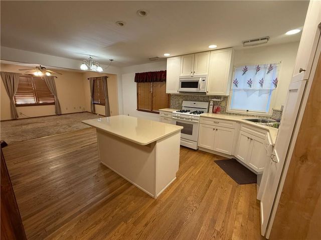 27 Mimosa Circle, Carrollton, GA 30116