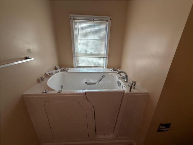 27 Mimosa Circle, Carrollton, GA 30116