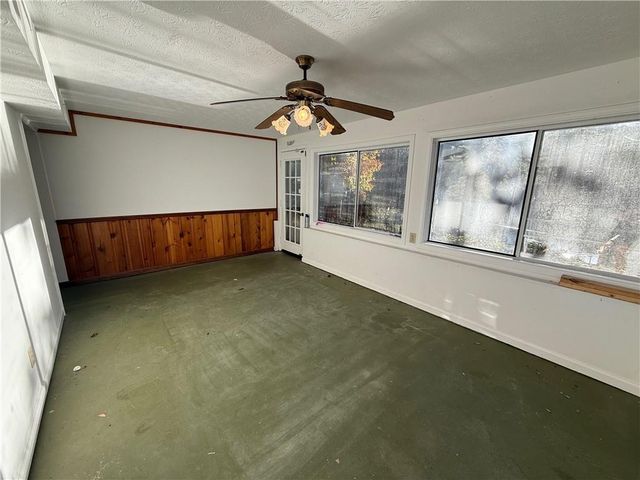 27 Mimosa Circle, Carrollton, GA 30116